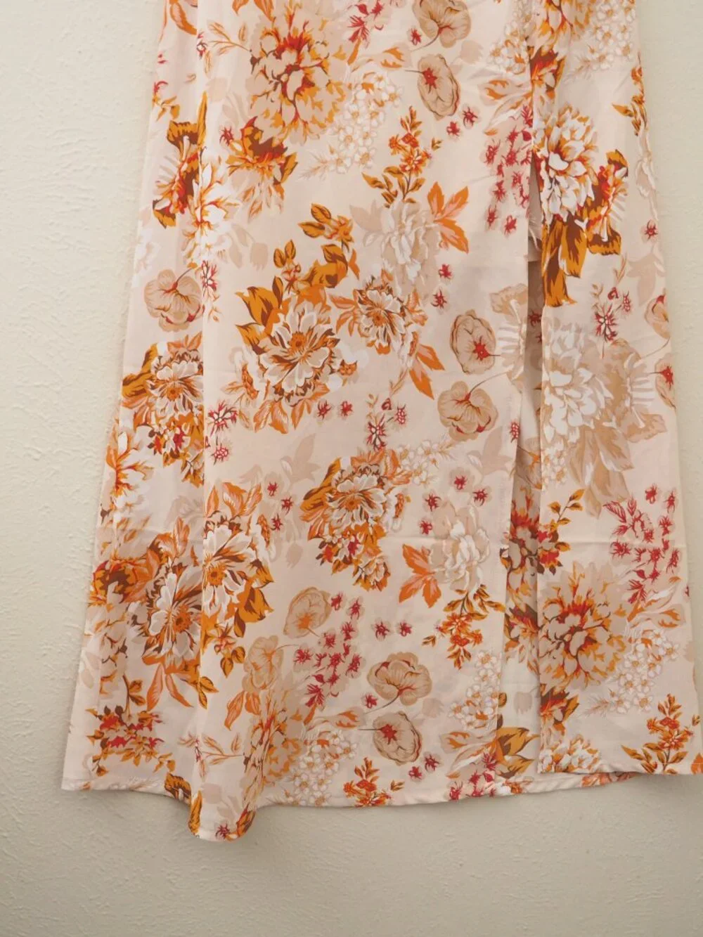 NWT Petal & Pup Yelena Satin Floral Spaghetti Strap Cowl Neck Maxi Dress sz US 8 - Picture 9 of 12